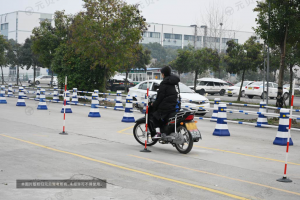 学员答疑:摩托车可以和小车驾照一起考吗?