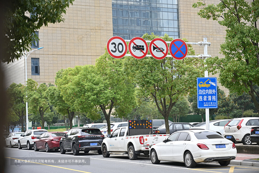 权威发布!2023年全国机动车达4.35亿辆,驾驶人达5.23亿人
